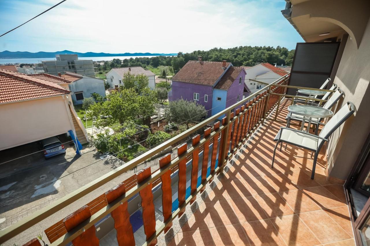 Pool Apartments Julia Zadar Zewnętrze zdjęcie