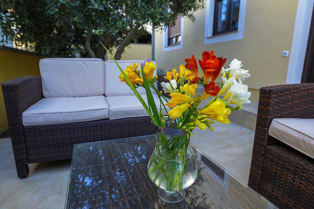 Pool Apartments Julia Zadar Zewnętrze zdjęcie